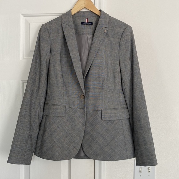 Tommy Hilfiger Jackets & Blazers - Tommy Hilfiger iconic blazer with silver embellishments.